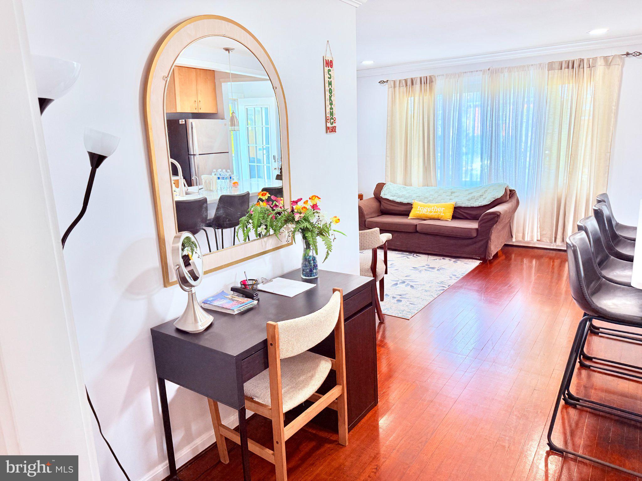 3320 Camden Street Silver Spring, MD 20902 - Photo 9 of 40 Bright and inviting living space.