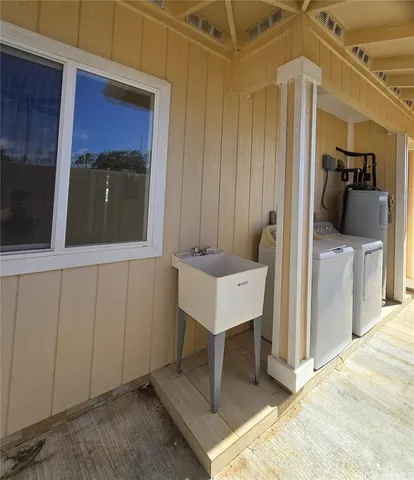 $2,000 | 97-120 Kahau Street, Unit A, Waianae, HI 96792