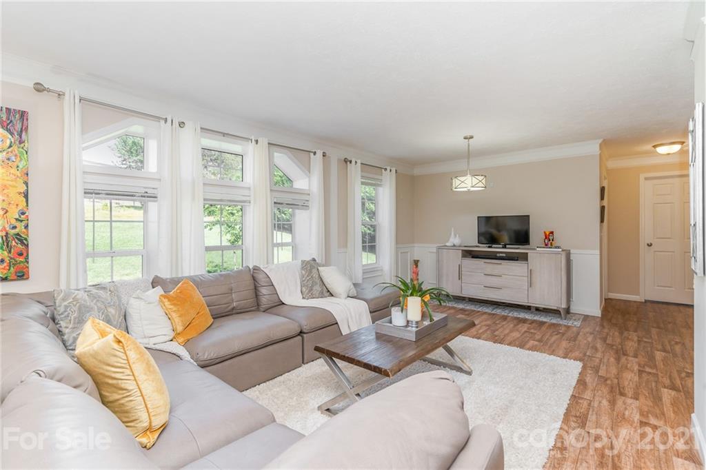 3782 Banoak Road Vale, NC 28168 - Photo 24 of 36 a living room with furniture and a large window