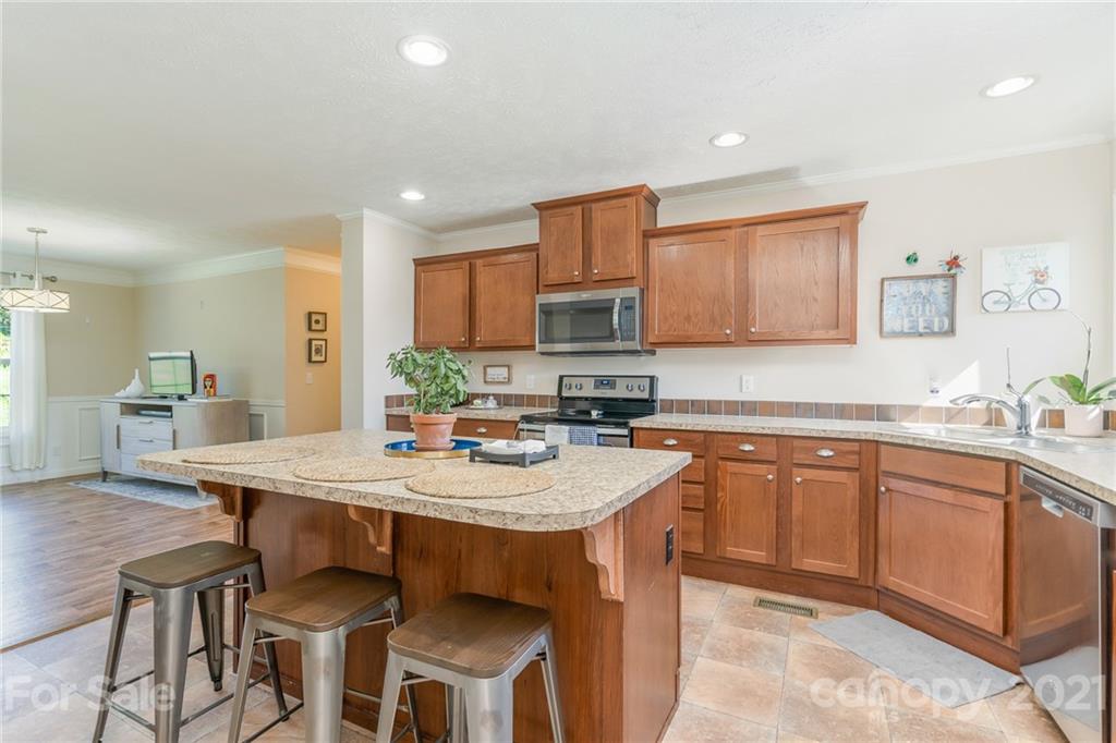 3782 Banoak Road Vale, NC 28168 - Photo 29 of 36 a kitchen with appliances a sink and cabinets