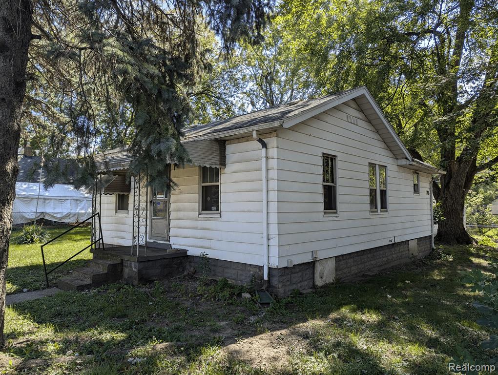 69 West Rutgers Avenue Pontiac, MI 48340 - Photo 1 of 25 Gallery Image 1