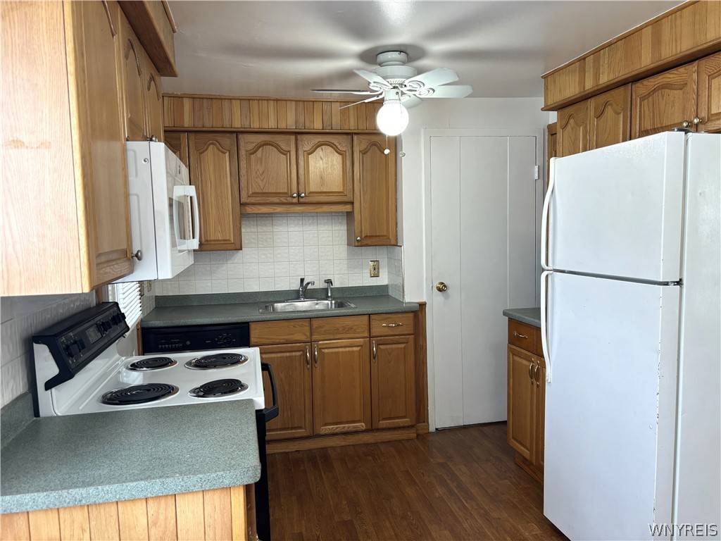 54 Carl Road Grand Island, NY 14072 - Photo 2 of 14