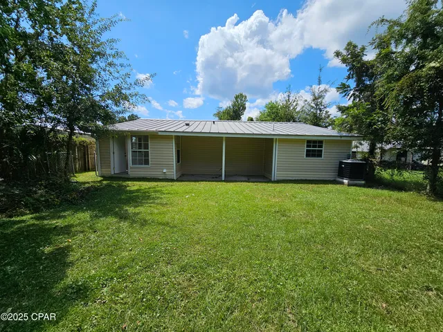 $1,800 | 609 Virginia Avenue, Lynn Haven, FL 32444