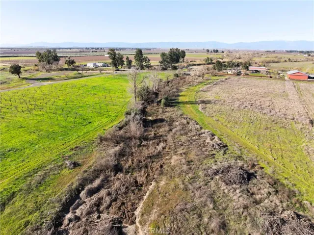 a view of a tennis court