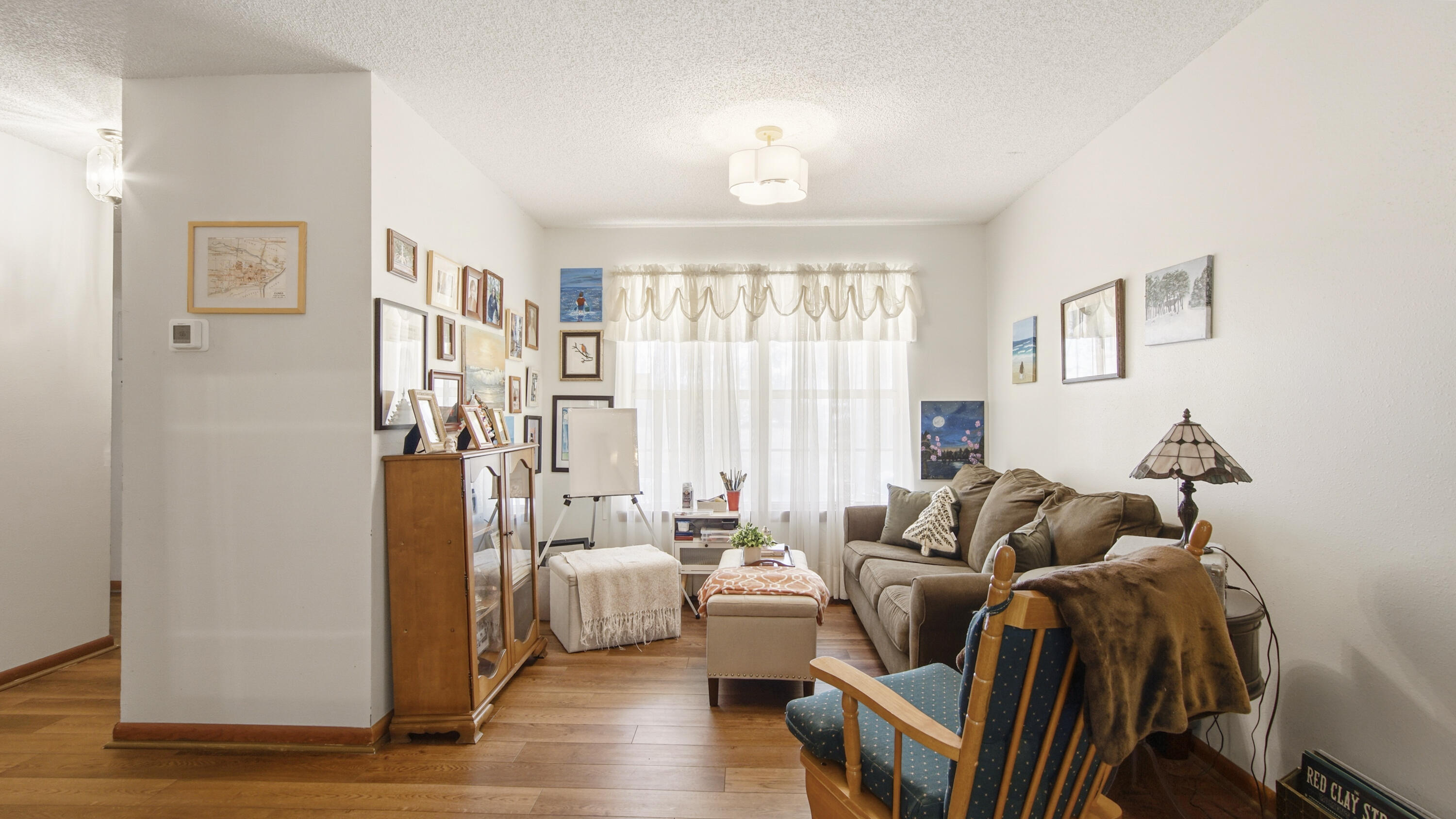 2186 Highway 90 DeFuniak Springs, FL 32433 - Photo 16 of 49 a living room with furniture and a large window