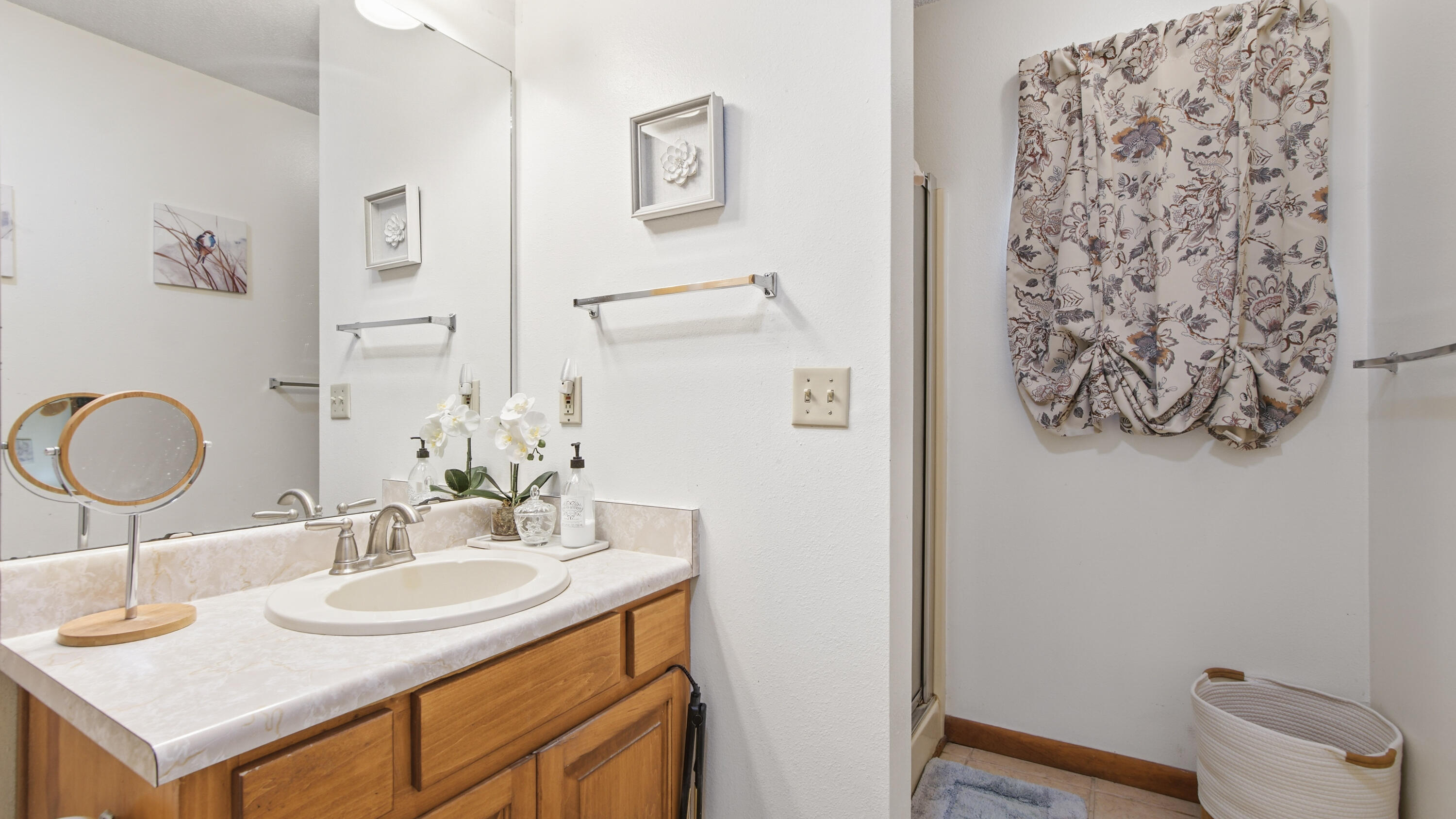 2186 Highway 90 DeFuniak Springs, FL 32433 - Photo 24 of 49 a bathroom with a sink and a mirror