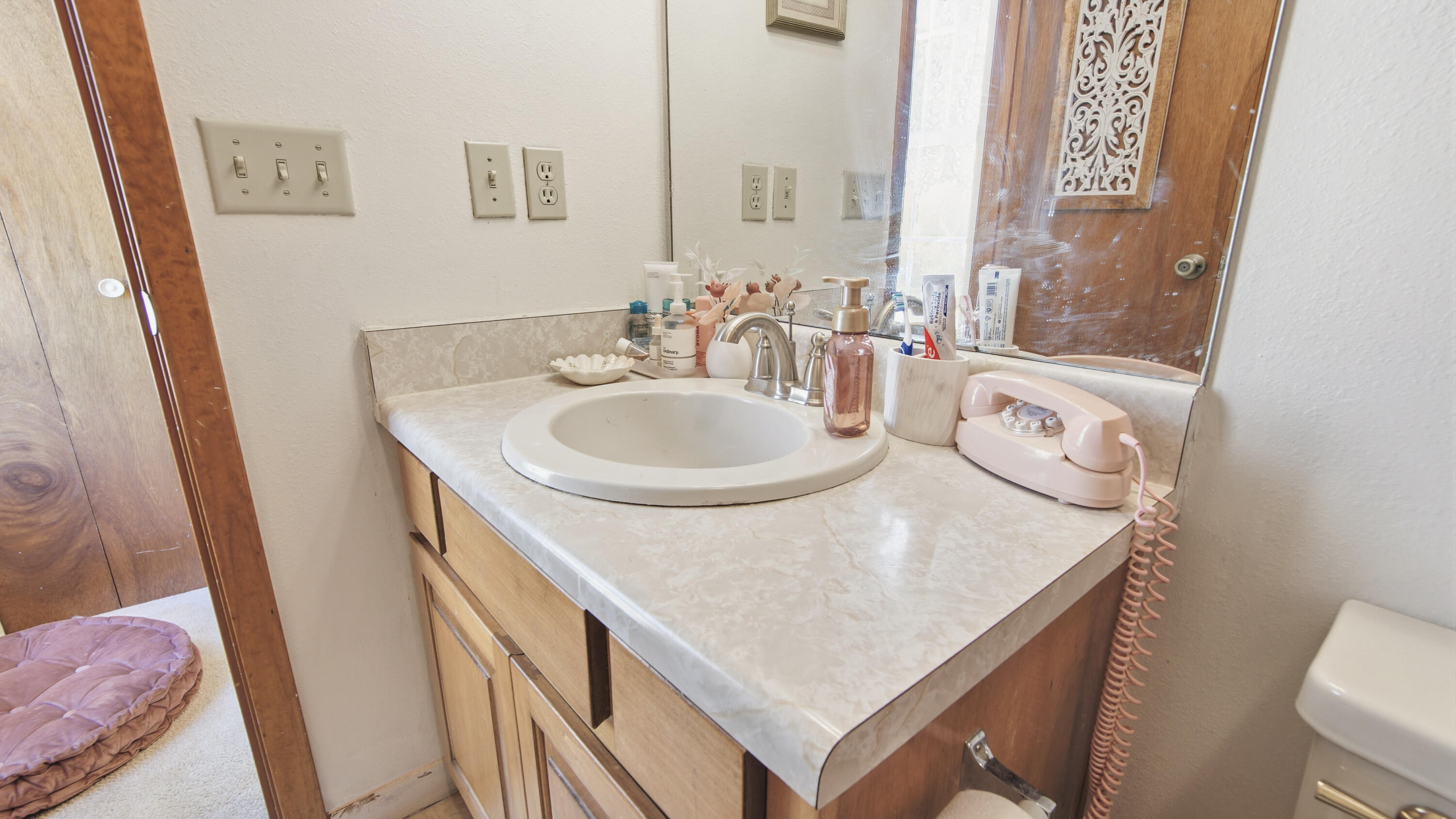 2186 Highway 90 DeFuniak Springs, FL 32433 - Photo 32 of 49 a bathroom with a sink and a mirror