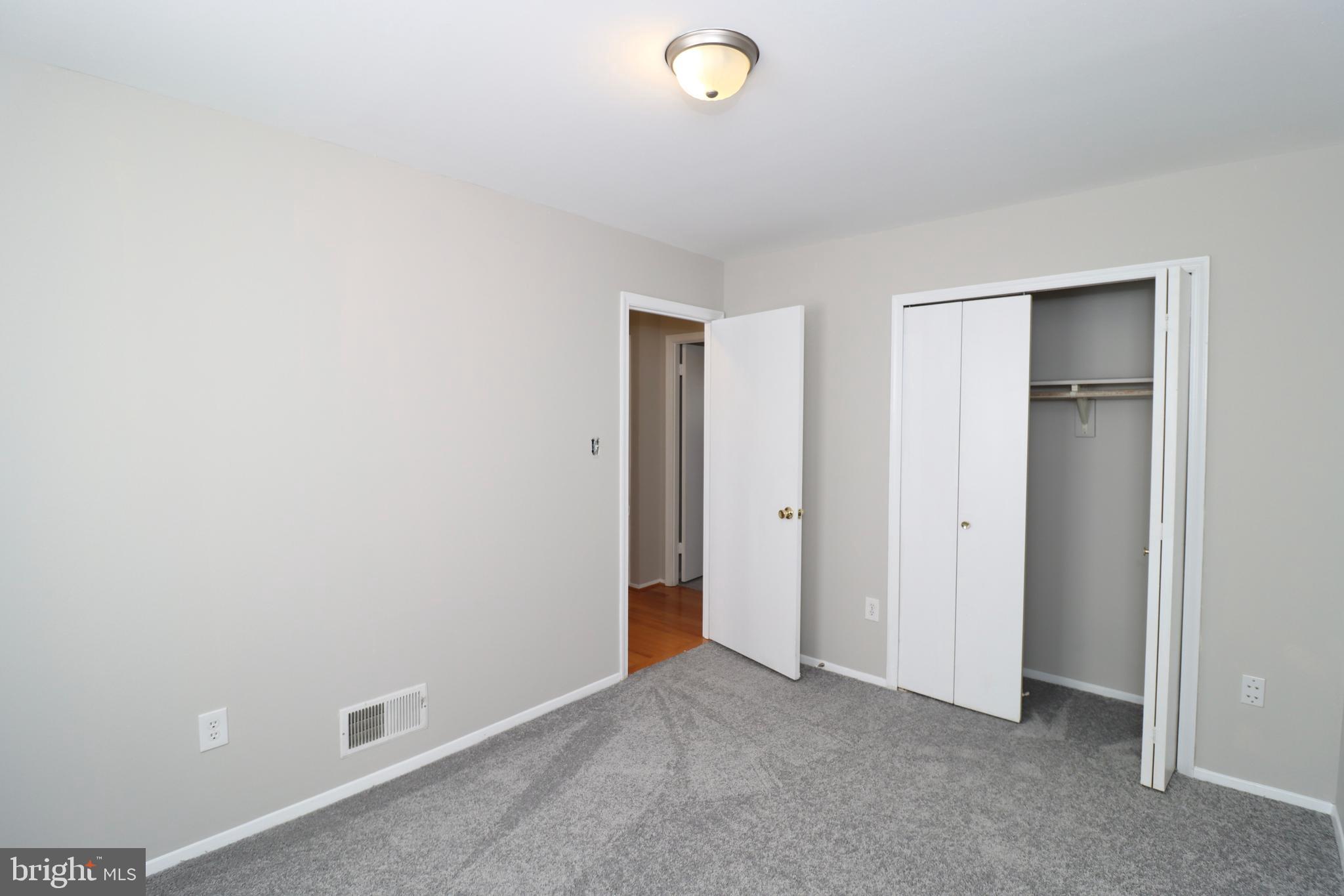 6502 Old Sandy Spring Road Laurel, MD 20707 - Photo 17 of 35