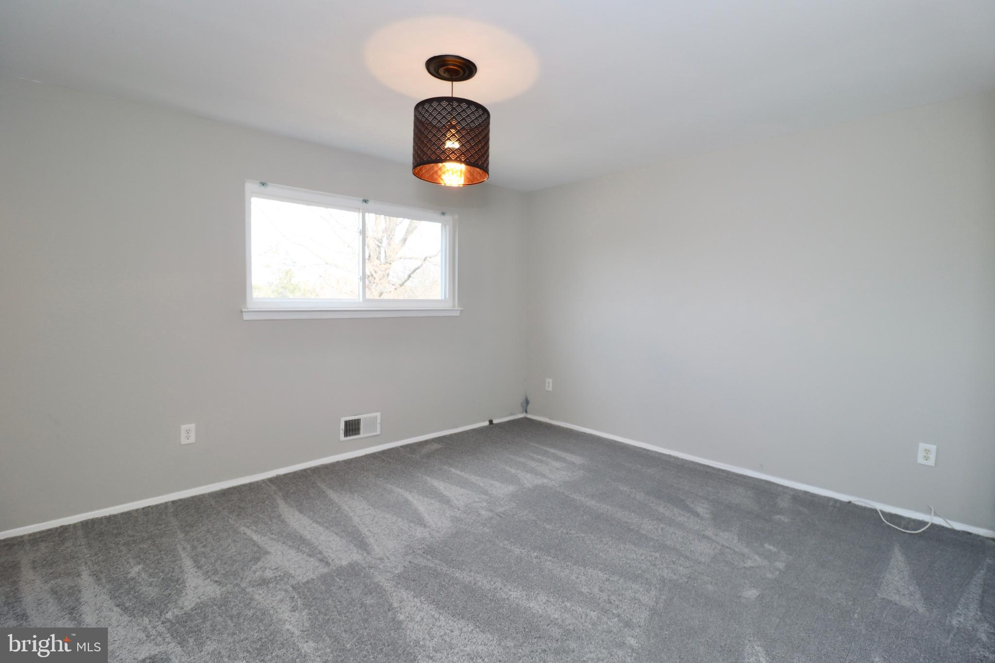 6502 Old Sandy Spring Road Laurel, MD 20707 - Photo 18 of 35