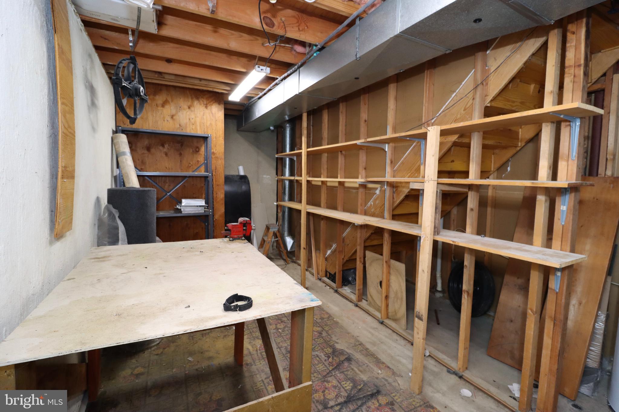 6502 Old Sandy Spring Road Laurel, MD 20707 - Photo 29 of 35