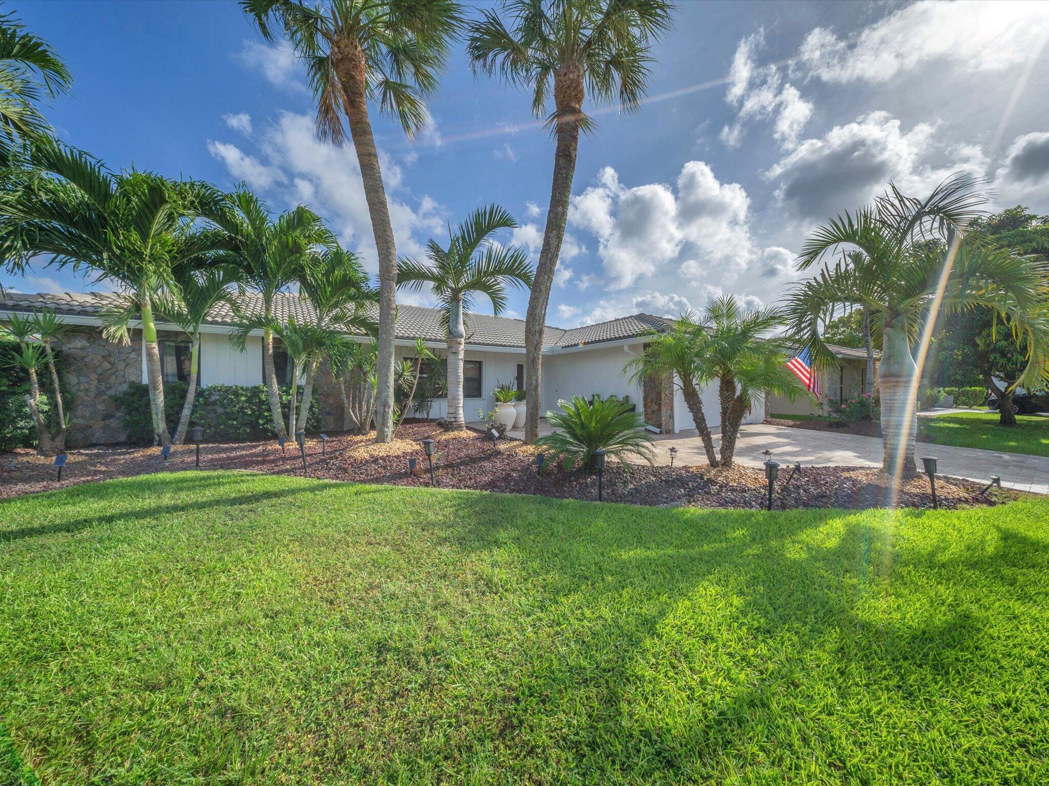 10134 Crosswind Road Boca Raton, FL 33498 - Photo 5 of 38 05-DSC9999