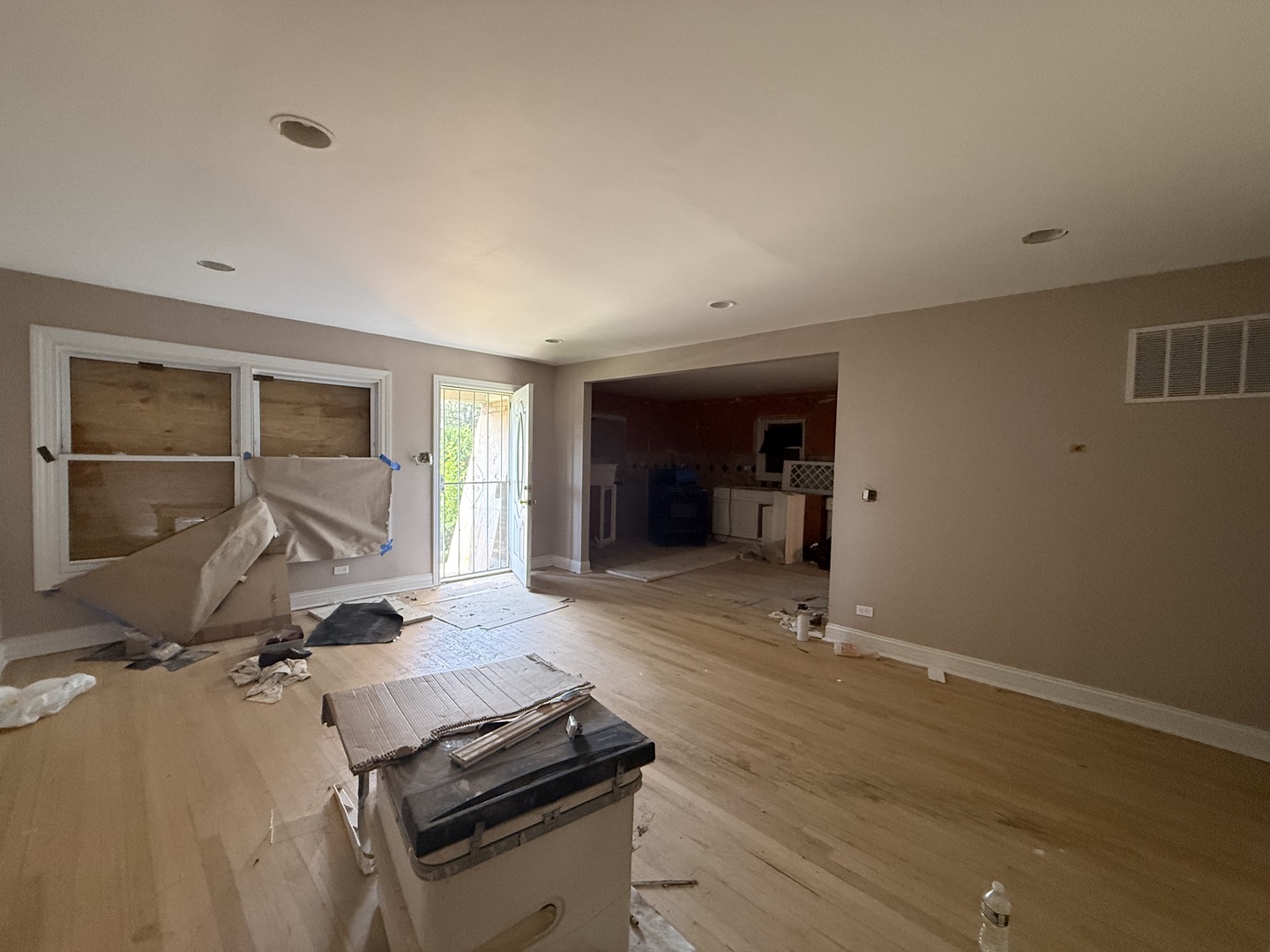 14929 South Edbrooke Avenue Dolton, IL 60419 - Photo 3 of 23 Gallery Image 3