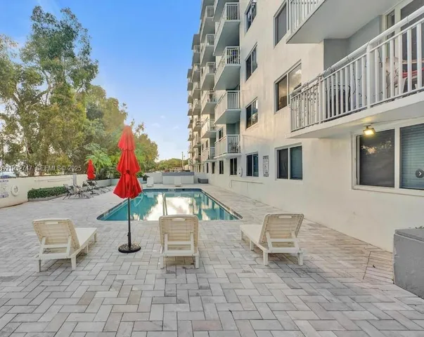 $1,850 | 1251 Northeast 108th Street, Unit 705, Miami, FL 33161
