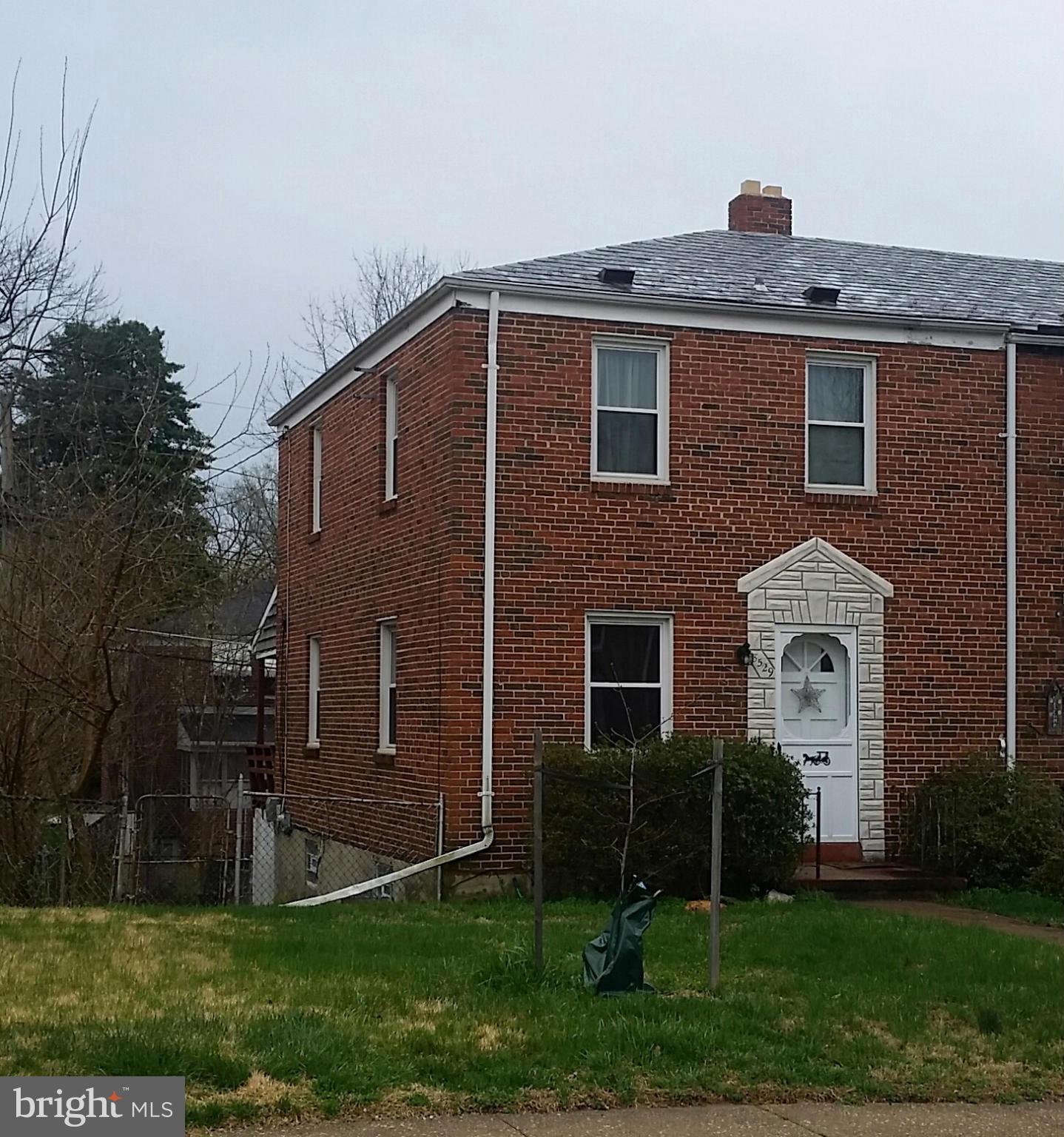 Exterior (Front)