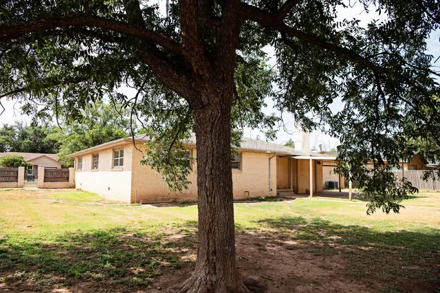 $219,000 | 106 Beach Street, Hereford, TX 79045