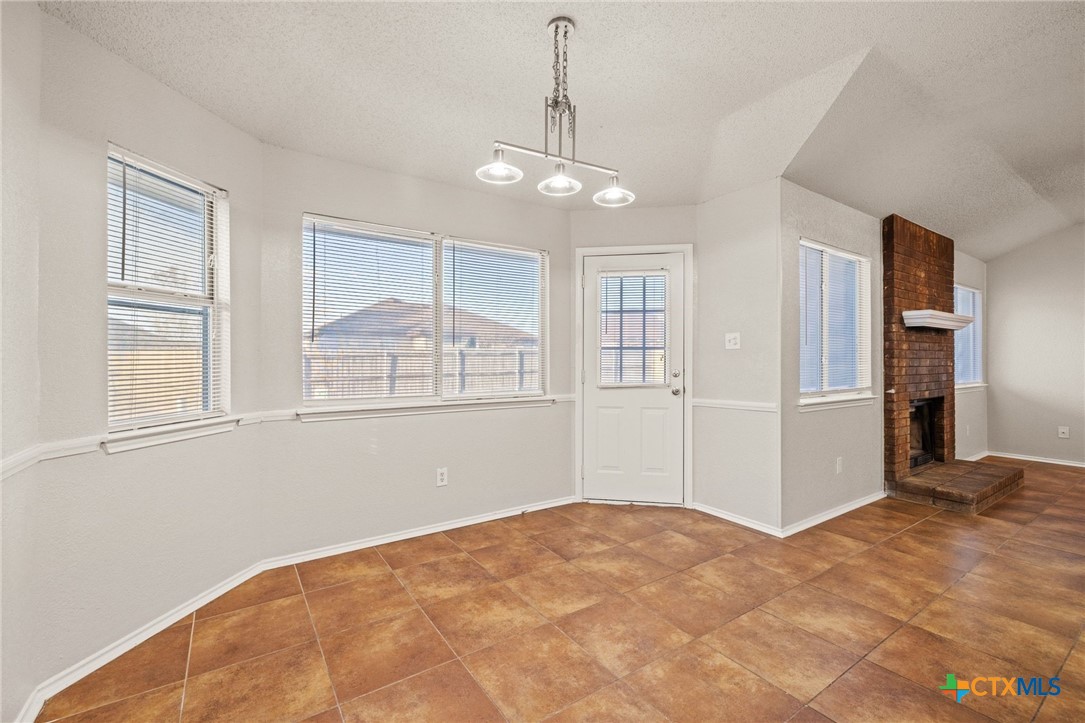 4215 Rifle Drive Killeen, TX 76542 - Photo 14 of 30 a view of an empty room with a window