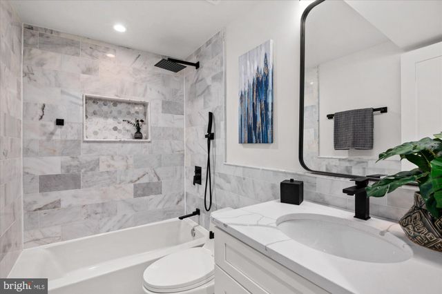 $1,520,000 | 16 Adams Street Northwest, Washington, DC 20001