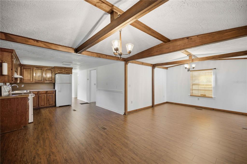 4950 Southeast 112th Street Road Belleview, FL 34420 - Photo 12 of 32