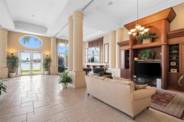 $2,900 | 17125 North Bay Road, Unit 3312, Sunny Isles Beach, FL 33160