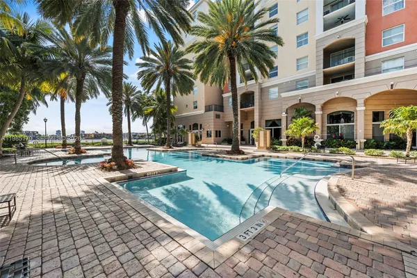 $2,800 | 17125 North Bay Road, Unit 3312, Sunny Isles Beach, FL 33160
