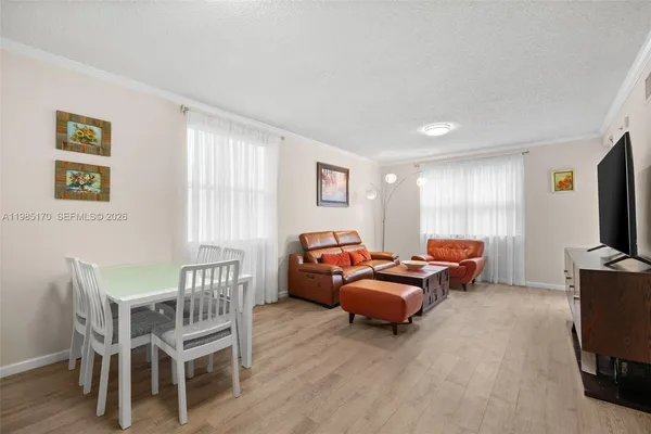 $2,800 | 17125 North Bay Road, Unit 3312, Sunny Isles Beach, FL 33160