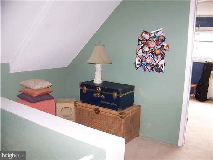 59 Cinnamon Road Levittown, PA 19057 - Photo 14 of 24 Gallery Image 14