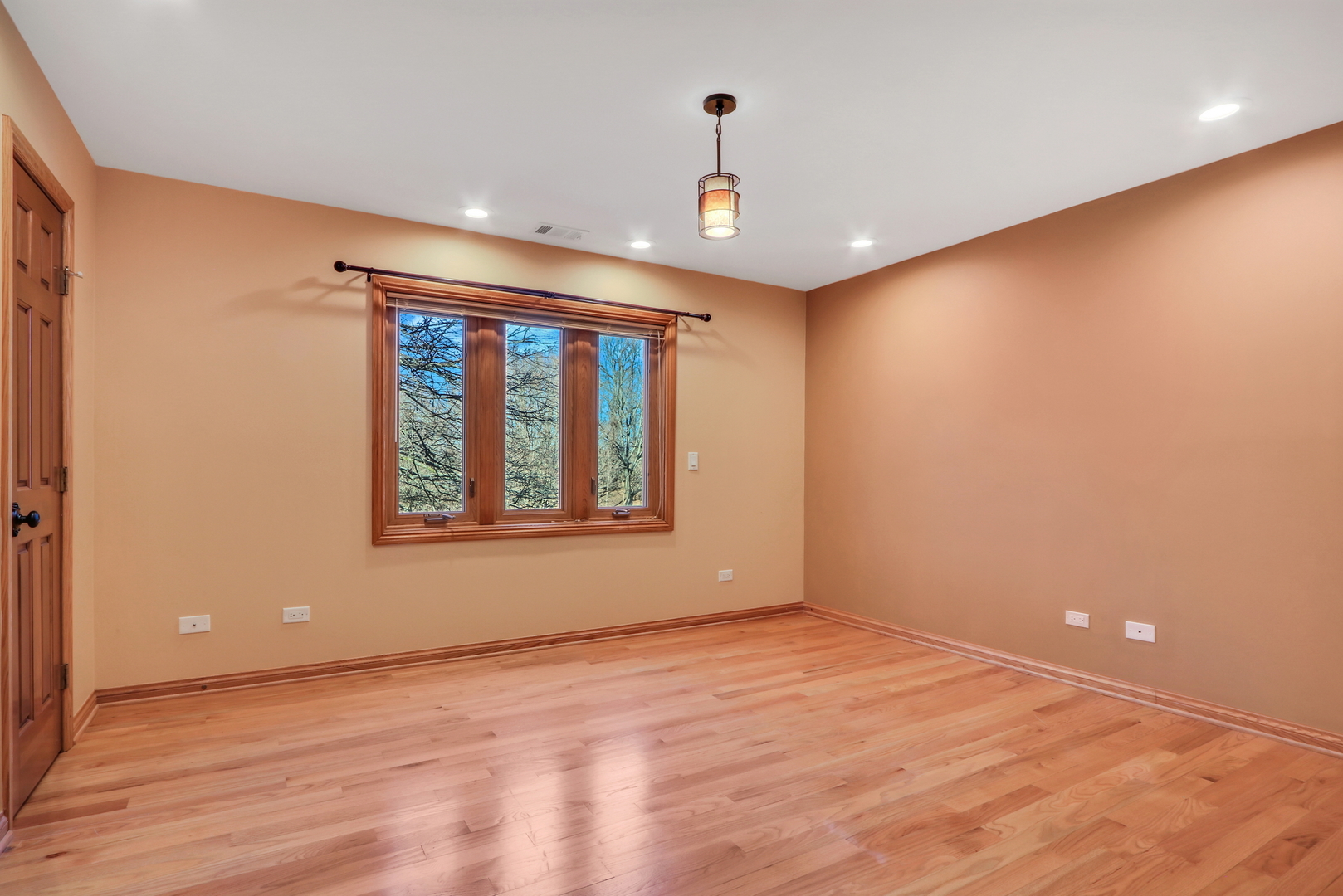 6881 September Boulevard Long Grove, IL 60047 - Photo 38 of 64 a view of an empty room with a window