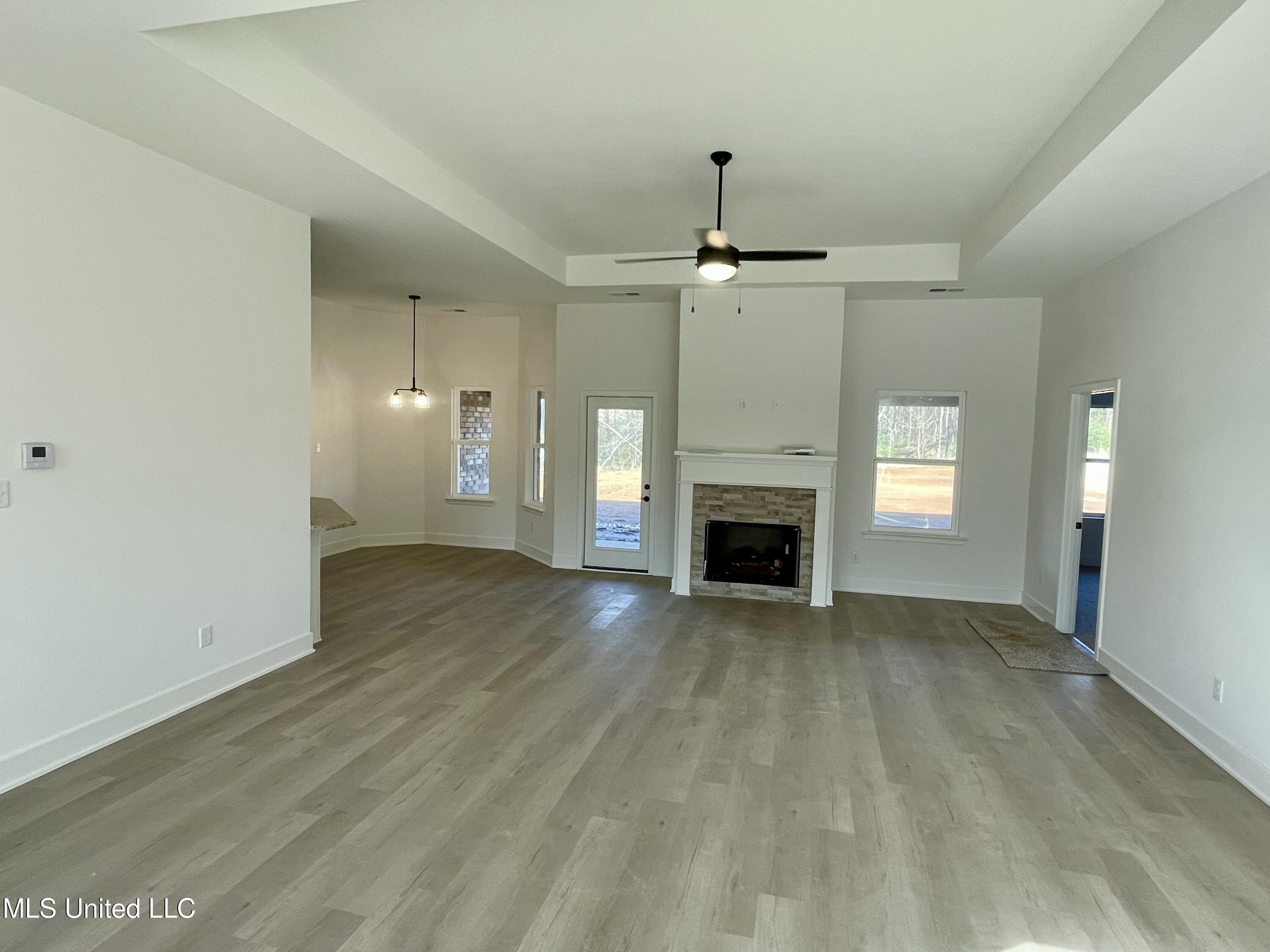 50 Farley Road Byhalia, MS 38611 - Photo 6 of 11 IMG_E0004