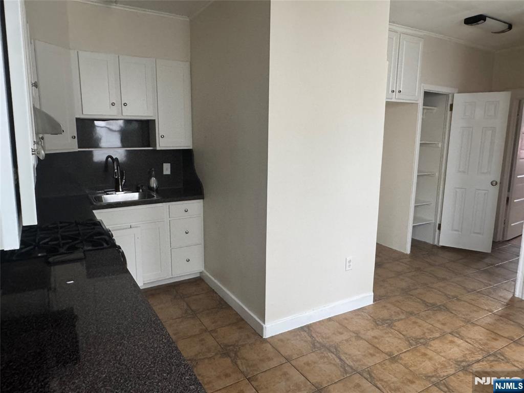 365 Elm Street, Unit 1 RIGHT Kearny, NJ 07032 - Photo 22 of 28