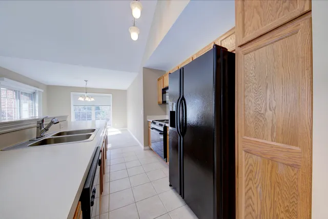 $279,900 | 5788 Hampshire Lane, Ypsilanti, MI 48197