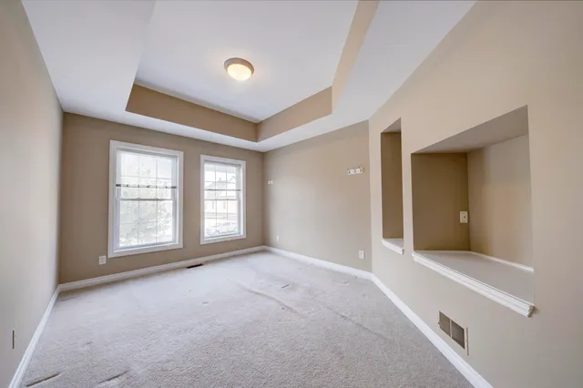 $279,900 | 5788 Hampshire Lane, Ypsilanti, MI 48197