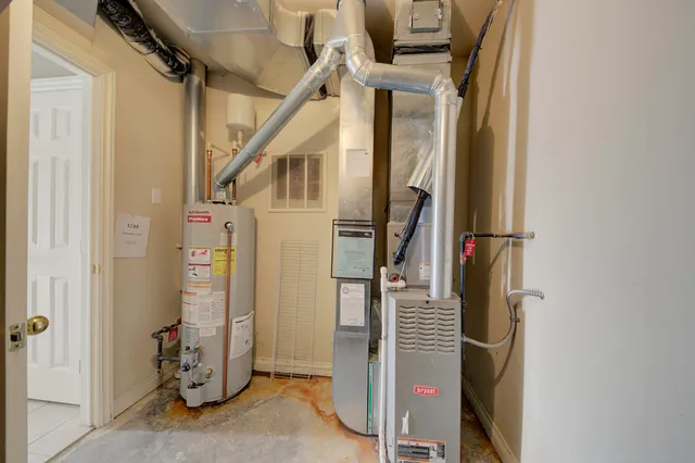 $279,900 | 5788 Hampshire Lane, Ypsilanti, MI 48197