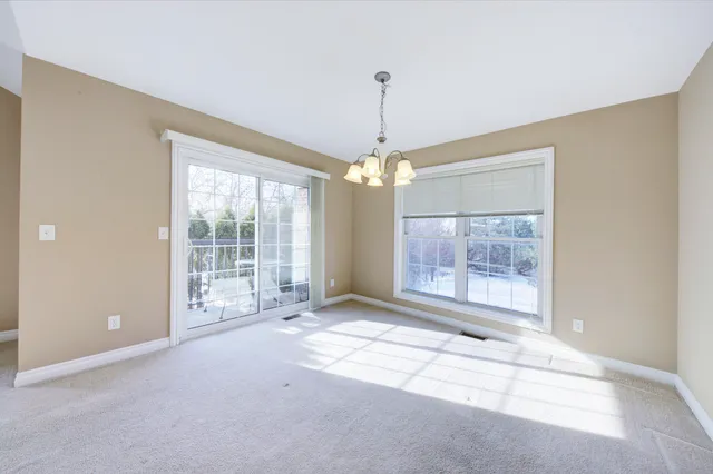 $279,900 | 5788 Hampshire Lane, Ypsilanti, MI 48197