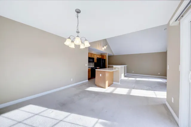 $279,900 | 5788 Hampshire Lane, Ypsilanti, MI 48197