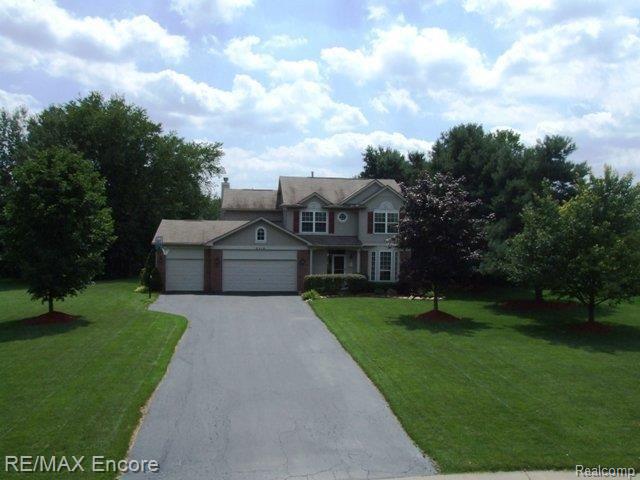 2119 Timber Ridge Court Highland, MI 48357 - Photo 1 of 22 Welcome Home