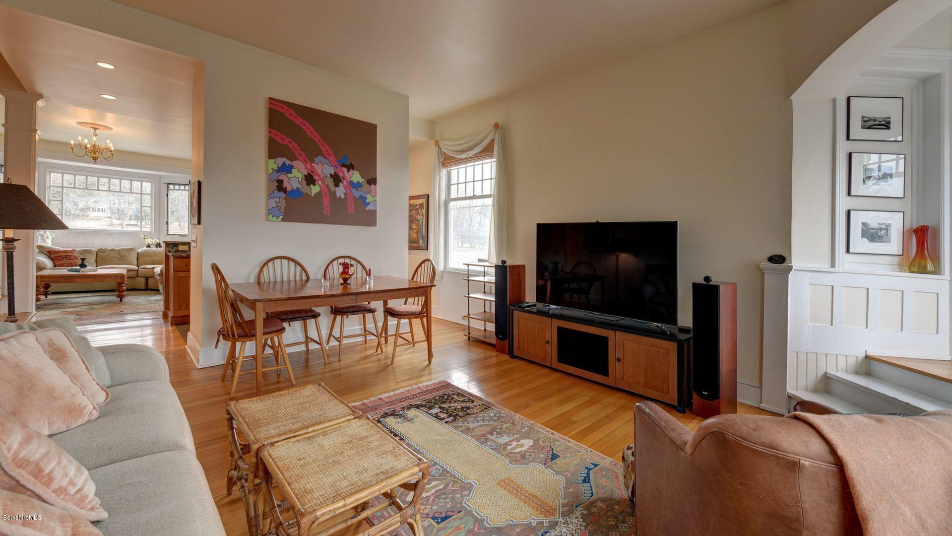 11 Prospect Hill Road, Unit C Stockbridge, MA 01262 - Photo 14 of 29 18-Family Room