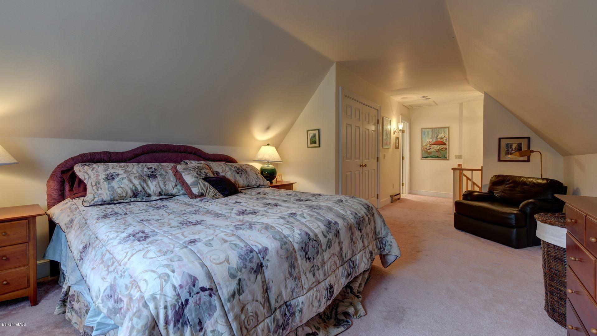 11 Prospect Hill Road, Unit C Stockbridge, MA 01262 - Photo 16 of 29 28-2nd Level Master Bedroom