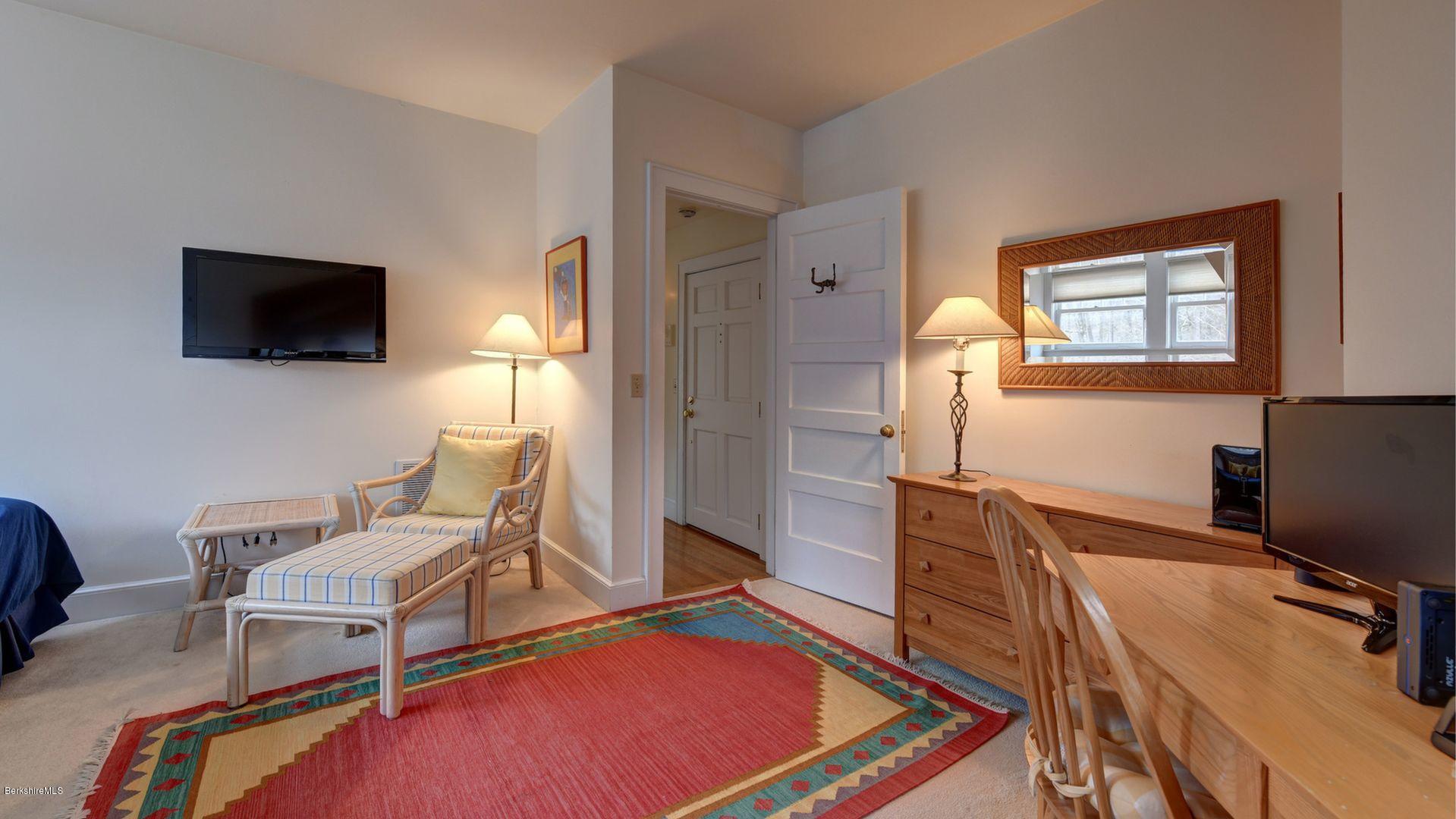 11 Prospect Hill Road, Unit C Stockbridge, MA 01262 - Photo 21 of 29 24-Bedroom 1