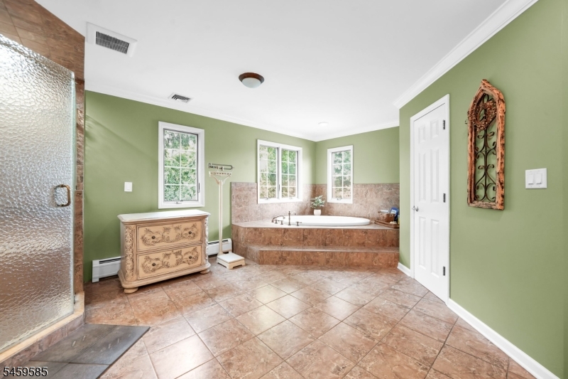 24 West Sunset Road Pequannock, NJ 07444 - Photo 26 of 47 Gallery Image 26