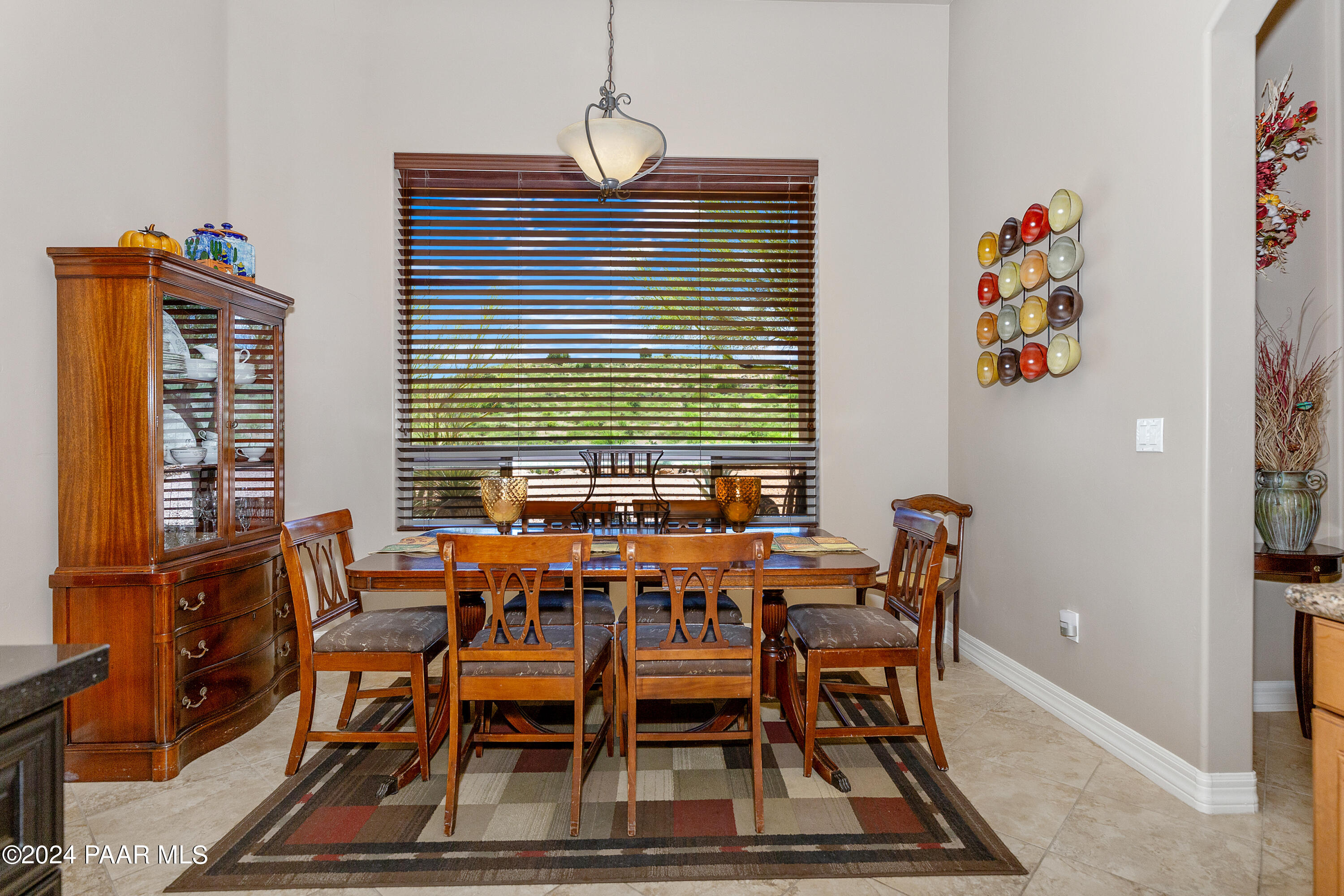 15905 East Broken Bit Road Mayer, AZ 86333 - Photo 11 of 57 012_Breakfast Nook