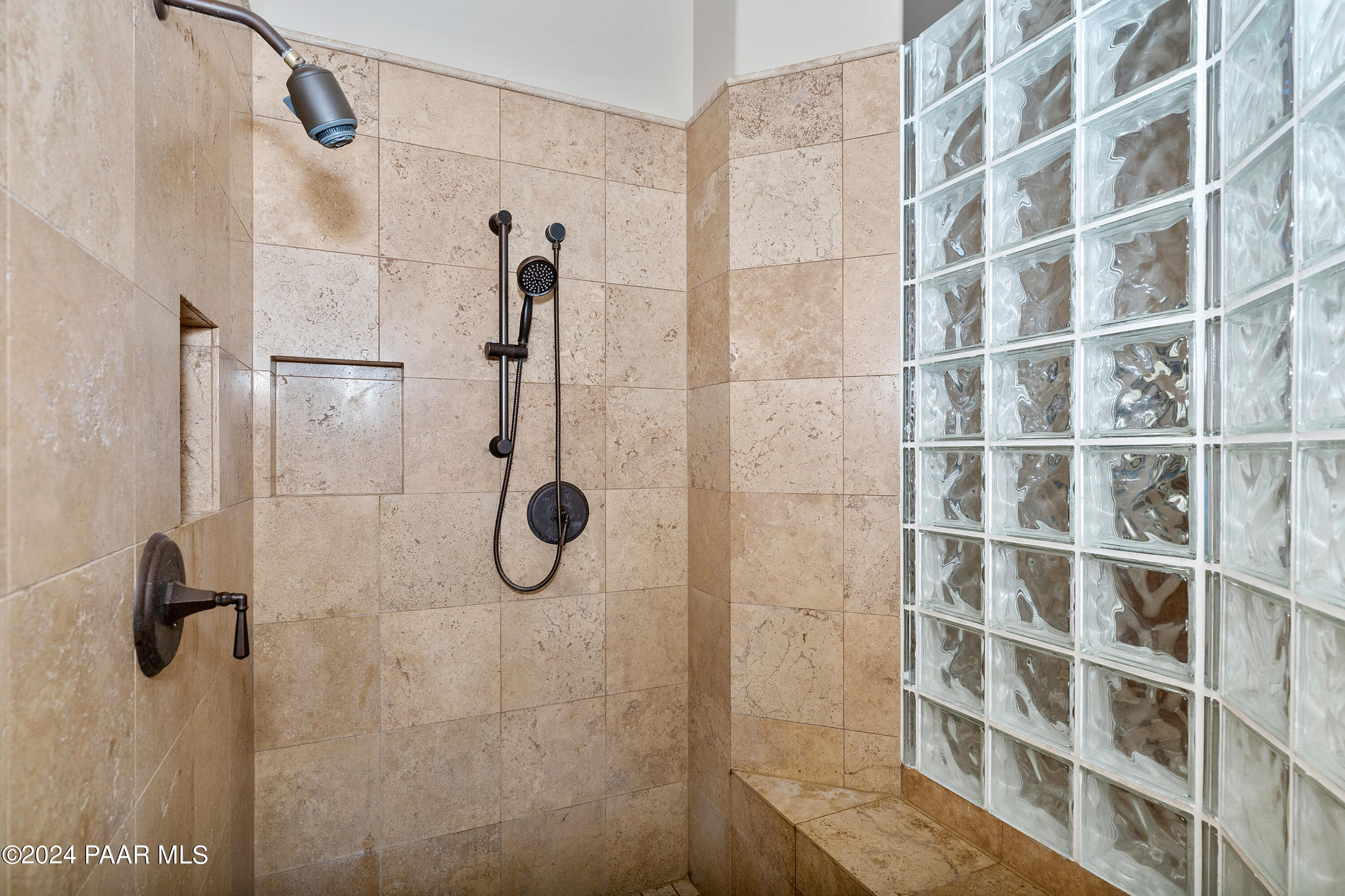 15905 East Broken Bit Road Mayer, AZ 86333 - Photo 22 of 57 023_Primary Shower