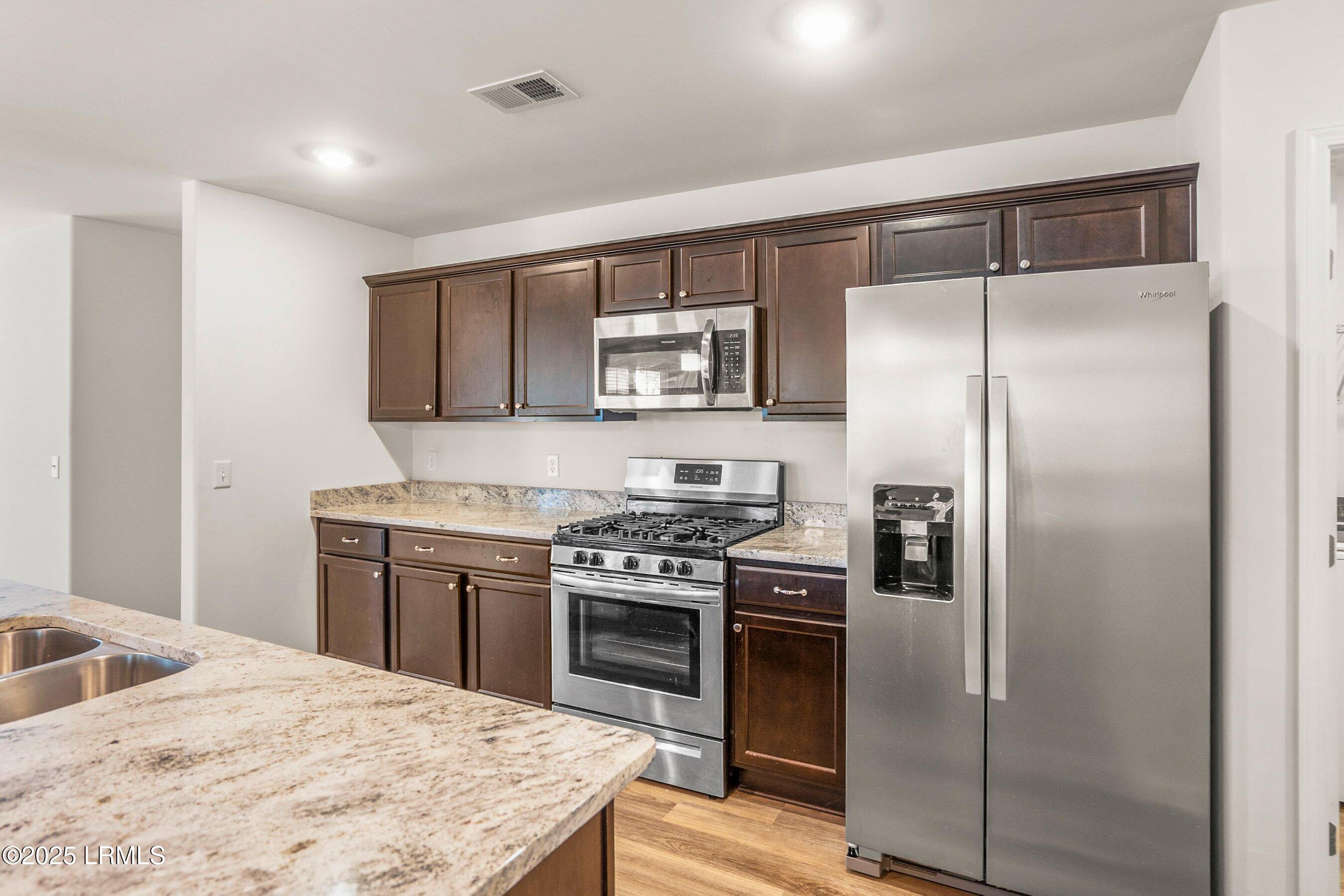 132 Teal Bluff Boulevard Seabrook, SC 29940 - Photo 17 of 37 DSC02002-88.jpg-SMALL