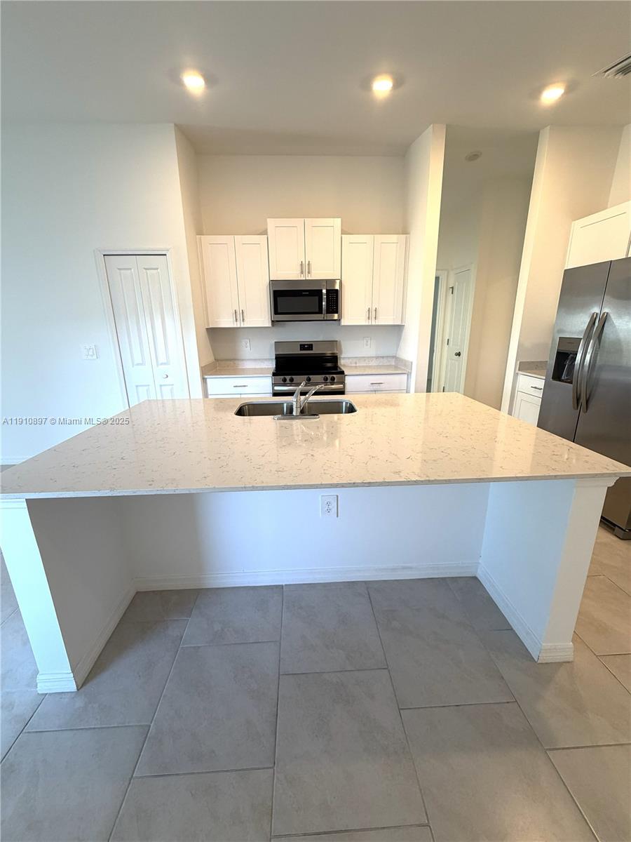 17448 Monte Isola Way Fort Myers, FL 33917 - Photo 5 of 15