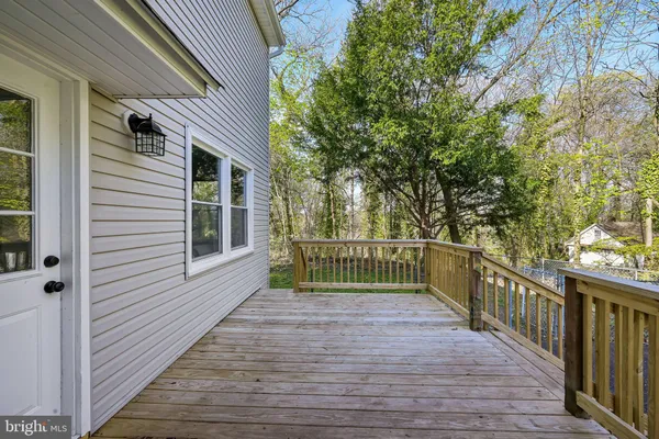 $445,000 | 246 Briar Hill Lane, Woodbury, NJ 08096