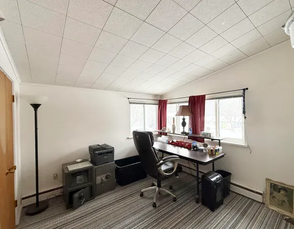 $265,000 | 910 Elizabeth Court, Mount Pleasant, MI 48858