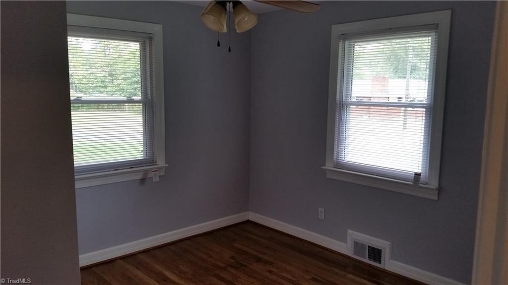 269 Ridge Street Lexington, NC 27295 - Photo 13 of 18 2nd Bedroom