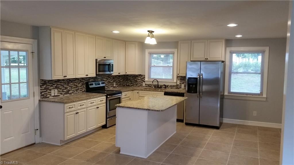 269 Ridge Street Lexington, NC 27295 - Photo 3 of 18 Gallery Image 3