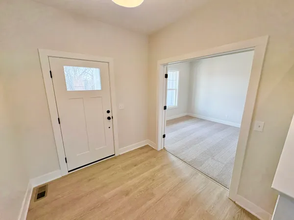 $639,900 | 5911 Valley Point Drive Southeast, Caledonia, MI 49316