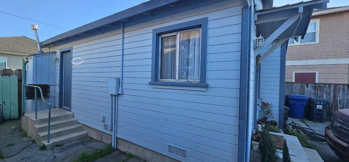 140 East Riverside Drive Watsonville, CA 95076 - Photo 49 of 49 a view of front door of house