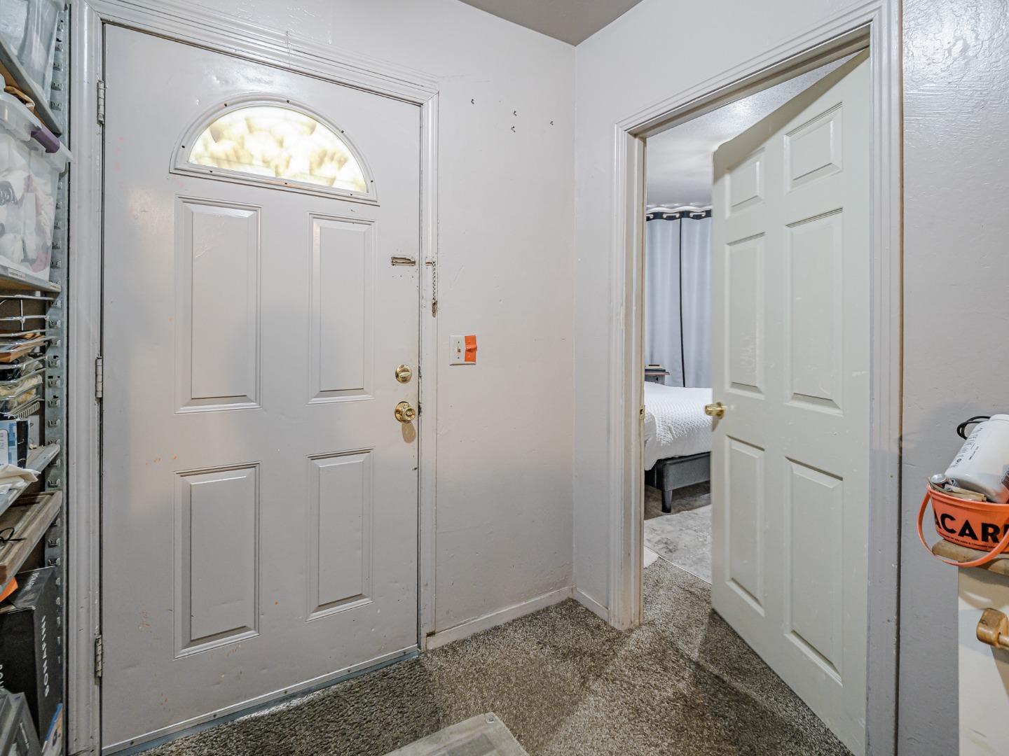 140 East Riverside Drive Watsonville, CA 95076 - Photo 5 of 49 a view of a bathroom with tub and window